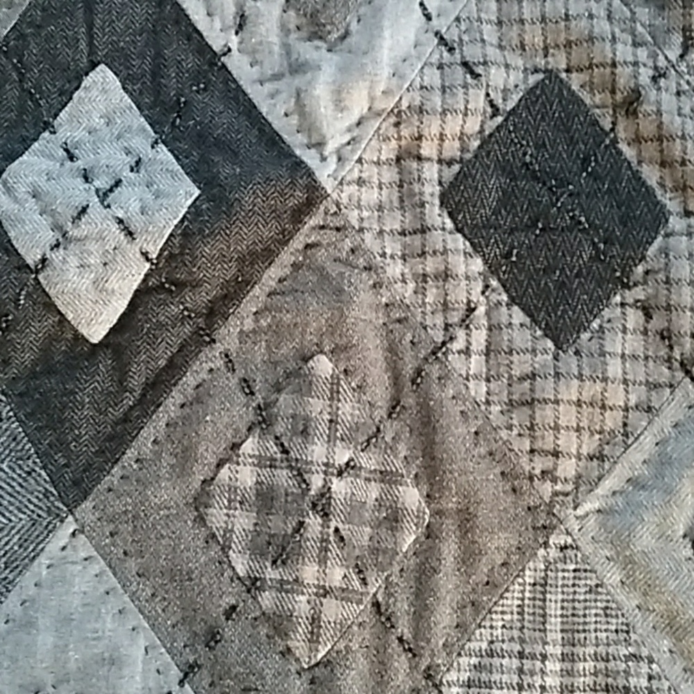 Pottery Barn King Quilt with Euro Shams